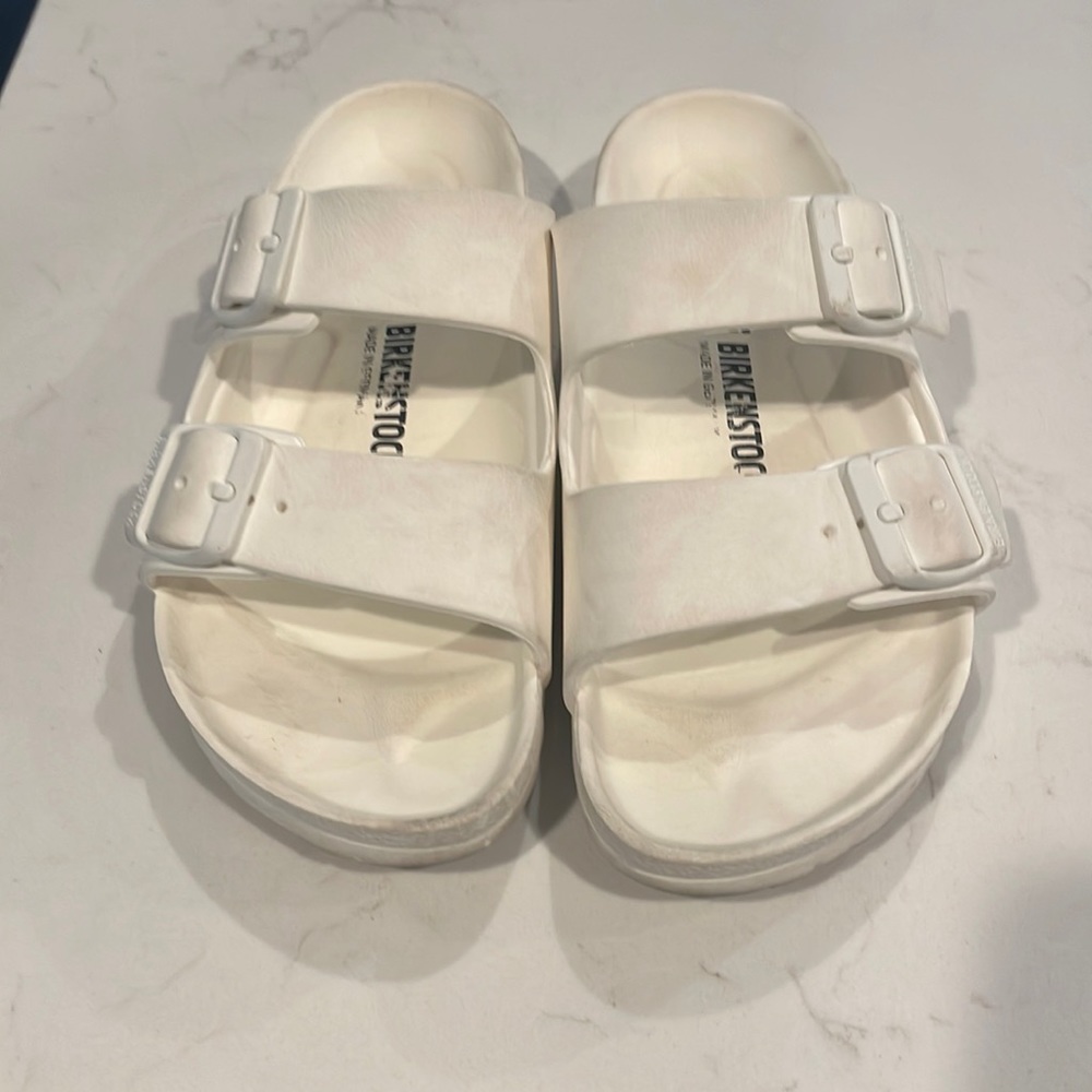 Women’s Size 36 White Birkenstocks